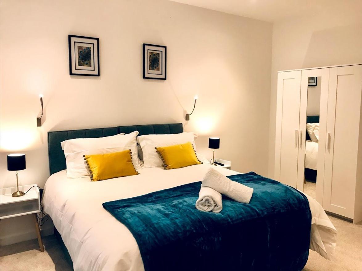 Maplewood Luxurious One-Bed Flat With Free Parking Hotell St Albans Eksteriør bilde